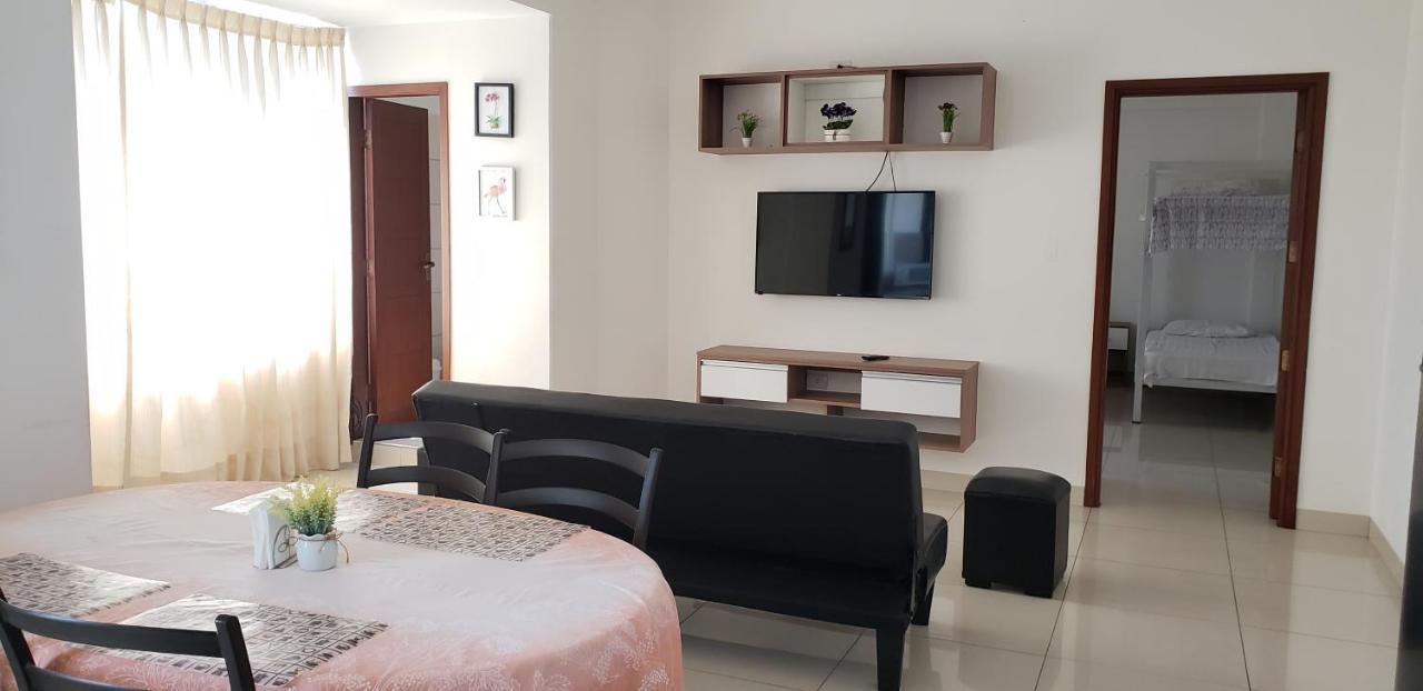 Edificio Las Palmas 3100 ซานตาครูซเดอลาเซียร์รา ภายนอก รูปภาพ