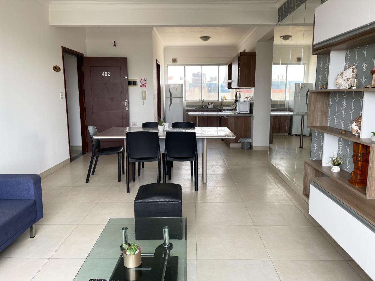 Edificio Las Palmas 3100 ซานตาครูซเดอลาเซียร์รา ภายนอก รูปภาพ