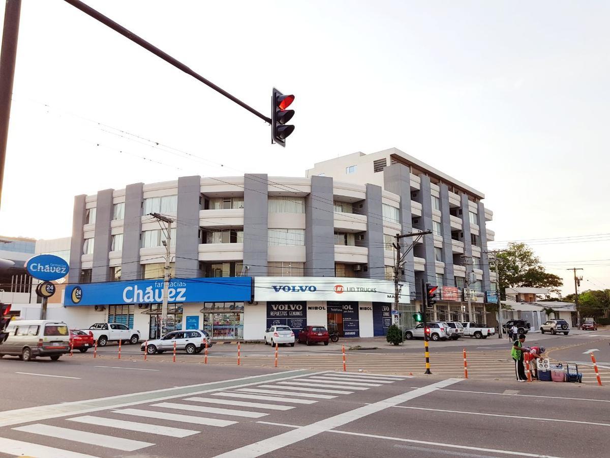 Edificio Las Palmas 3100 ซานตาครูซเดอลาเซียร์รา ภายนอก รูปภาพ