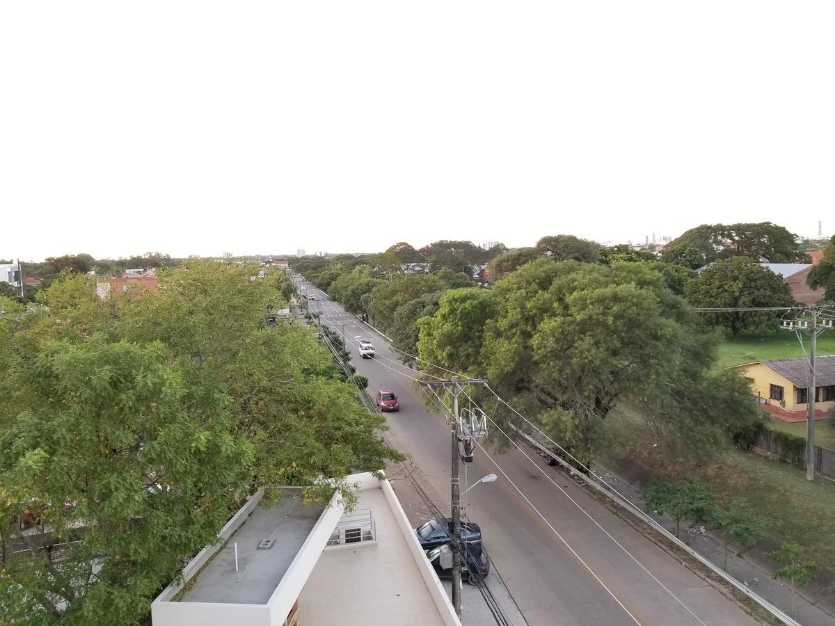Edificio Las Palmas 3100 ซานตาครูซเดอลาเซียร์รา ภายนอก รูปภาพ