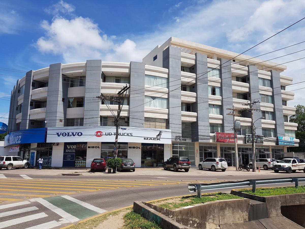 Edificio Las Palmas 3100 ซานตาครูซเดอลาเซียร์รา ภายนอก รูปภาพ