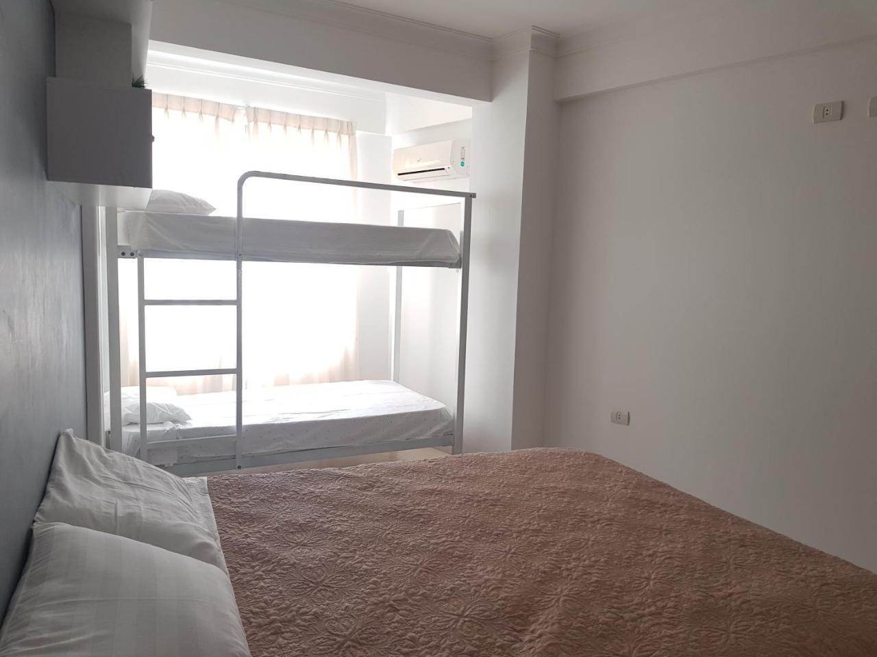 Edificio Las Palmas 3100 ซานตาครูซเดอลาเซียร์รา ภายนอก รูปภาพ